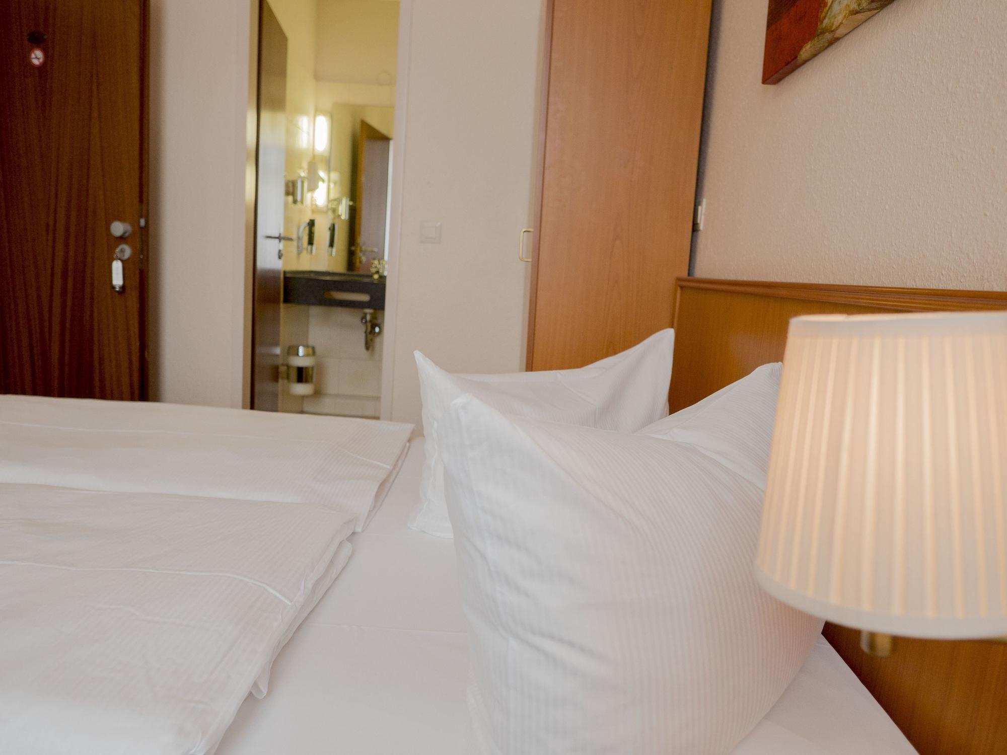 Hotel Lumen Am Hauptbahnhof Hamburg Eksteriør bilde